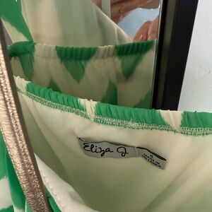 Eliza J Size 4, Green and White Chevron with Gold Belt.